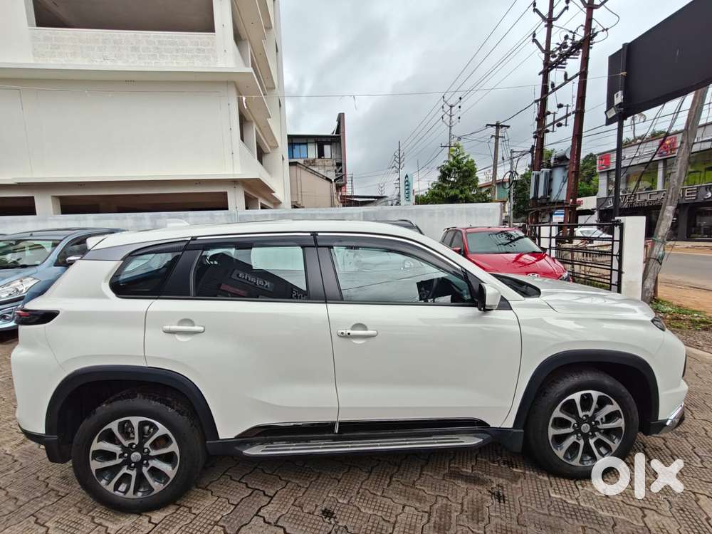 Maruti Suzuki Grand Vitara 1.5 Delta Smart Hybrid At, 2024, Petrol