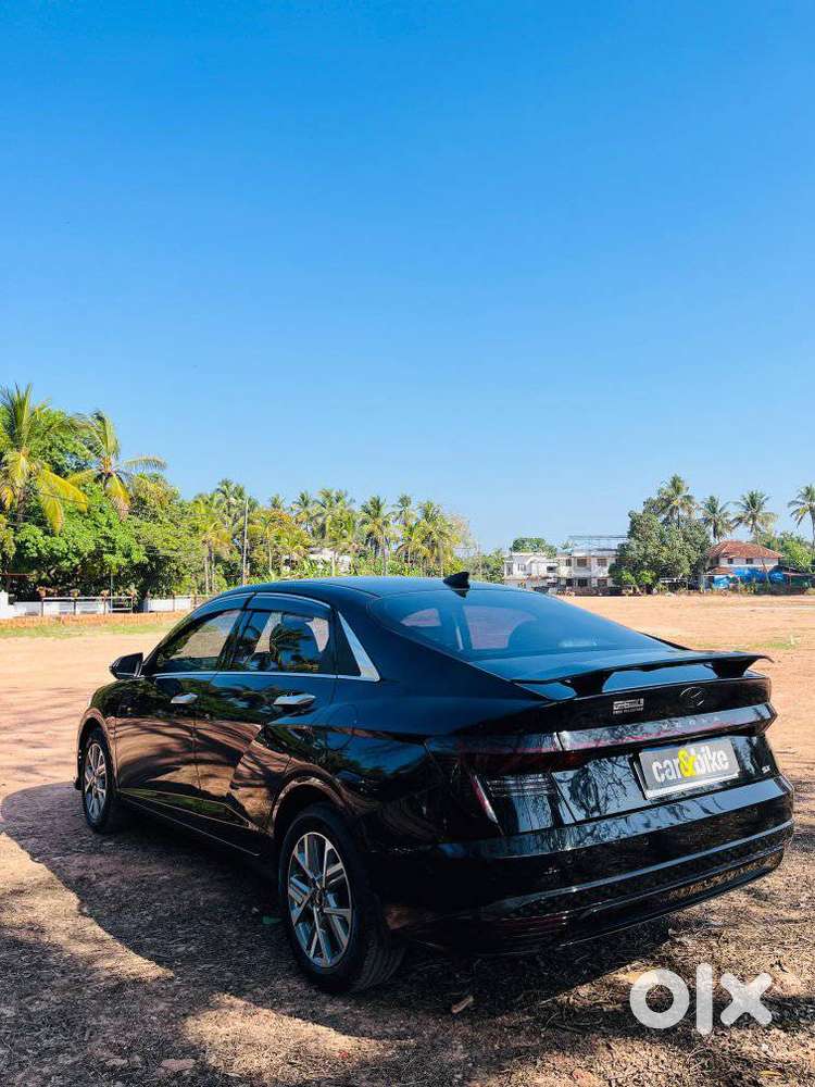 Hyundai New Verna, 2023, Petrol