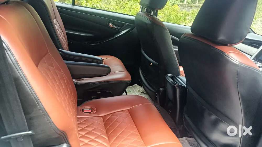 Toyota Innova Crysta 2019