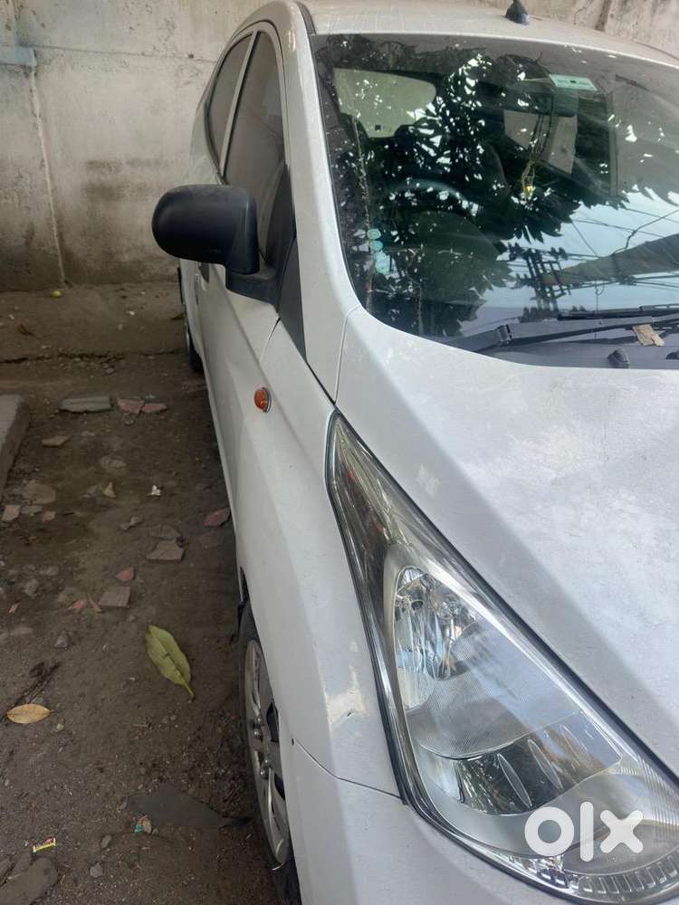 Hyundai Eon 2012 Petrol Well Maintained