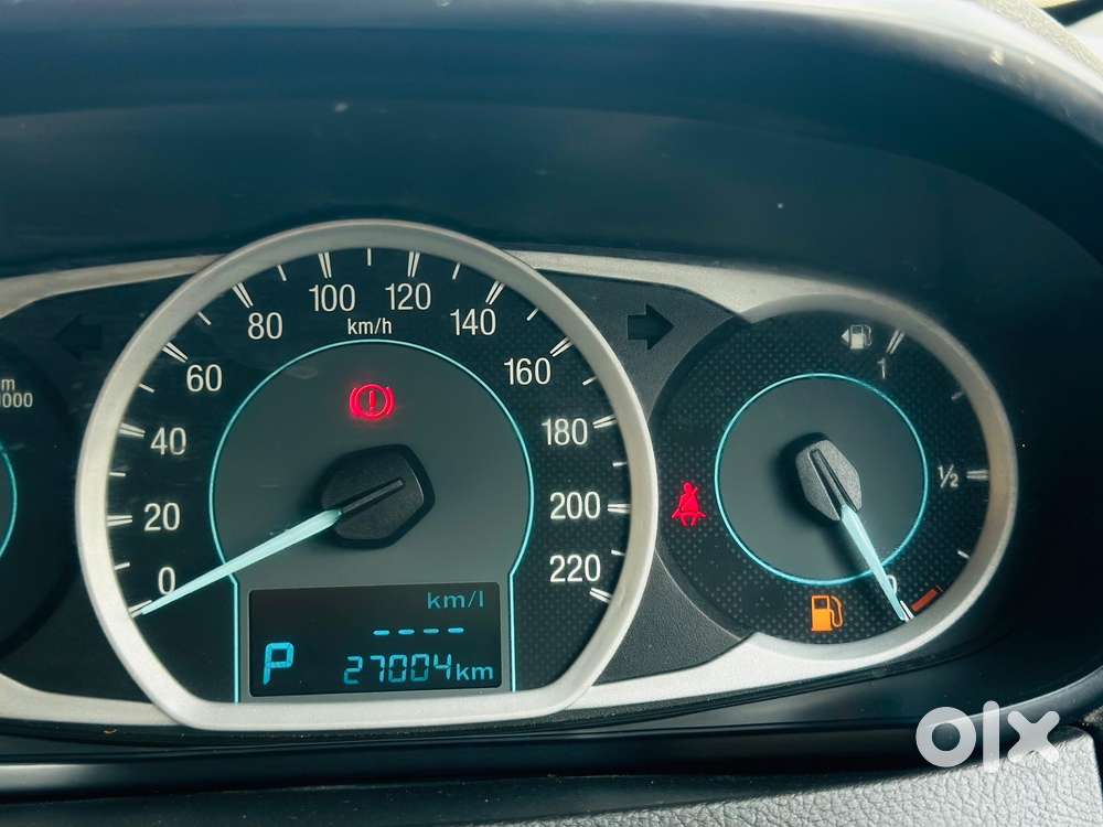 Ford Figo 1.5p Titanium At, 2015, Petrol