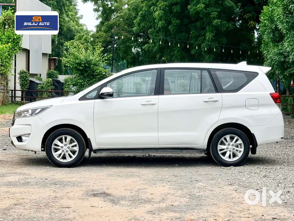 Toyota Innova Crysta [2020-ongoing] 2.4 Gx 7 Str, 2023, Diesel