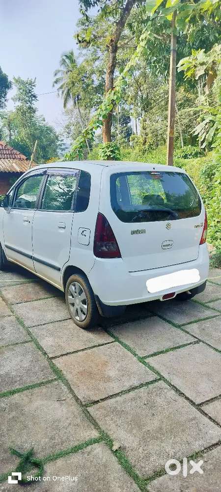 Maruti Suzuki Zen Estilo 2010