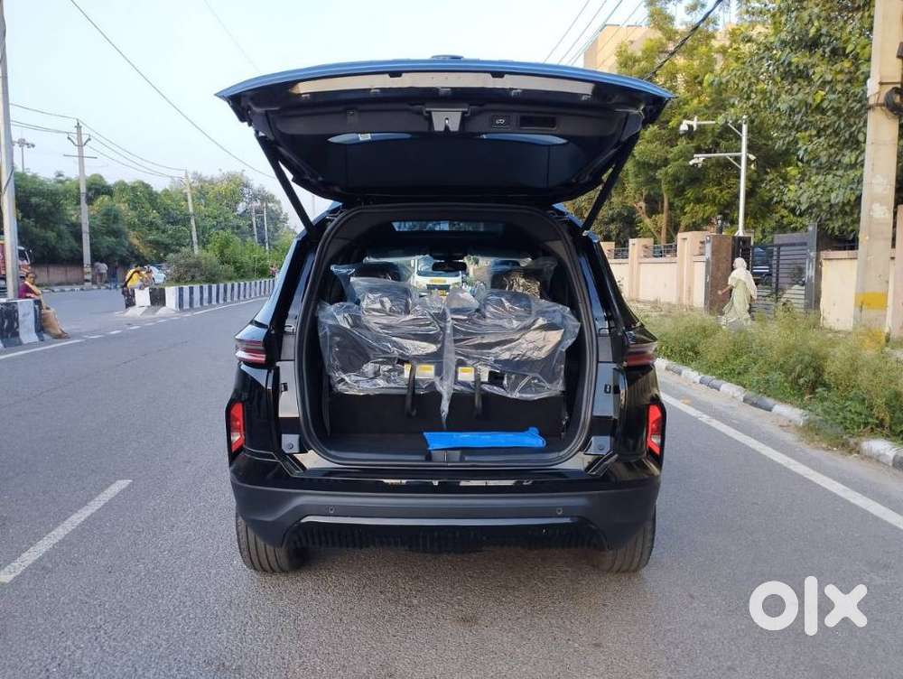 Tata Safari Accomplished X Plus 7 Str Dark Edition At, 2025, Diesel