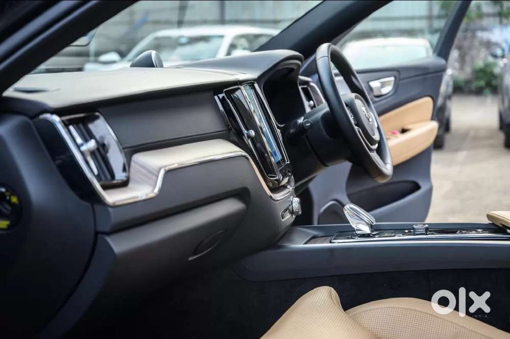 Volvo Xc60, 2023, Petrol