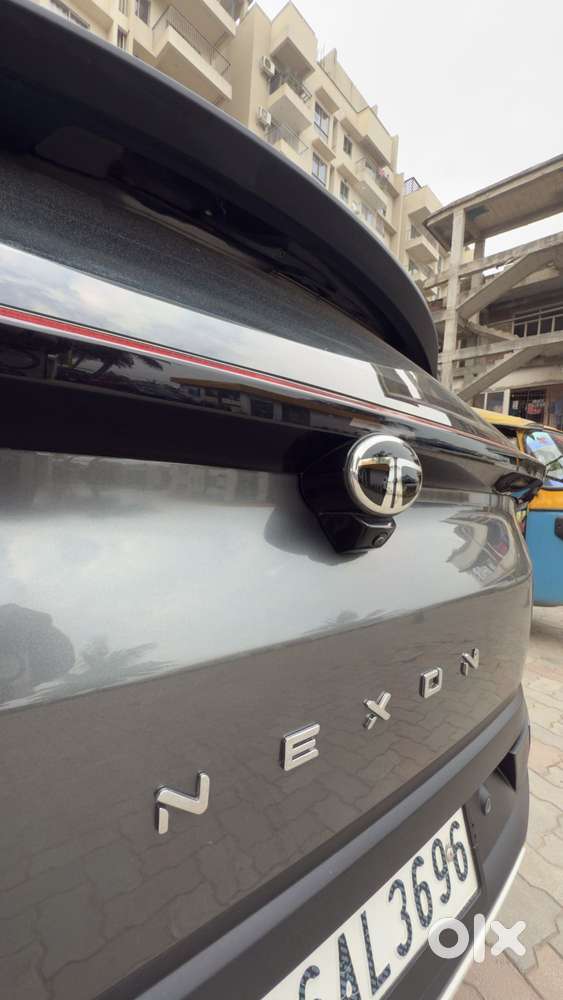 Tata Nexon Creative Plus S 1.2 Revotron Petrol 6 Mt, 2024, Petrol