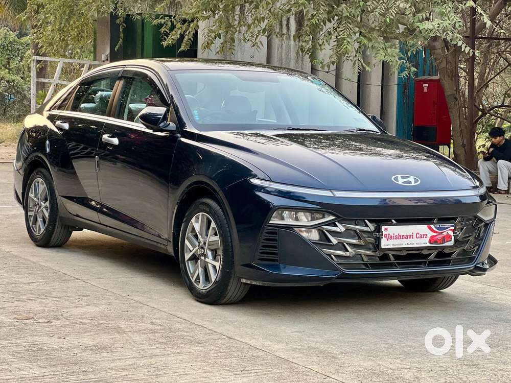 Hyundai Verna 1.5 Mpi Mt Sx (o), 2023, Petrol