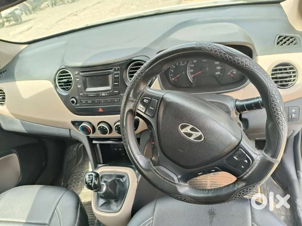 Xcent2015 Top Model Well Condition  Sell
