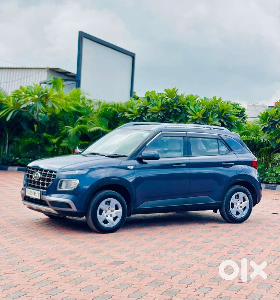 Hyundai Venue [2022-ongoing] 1.2 S, 2021, Petrol