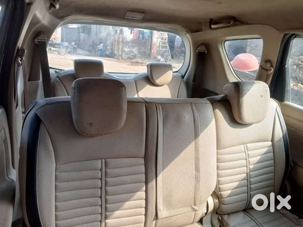 Maruti Suzuki Ertiga 2012