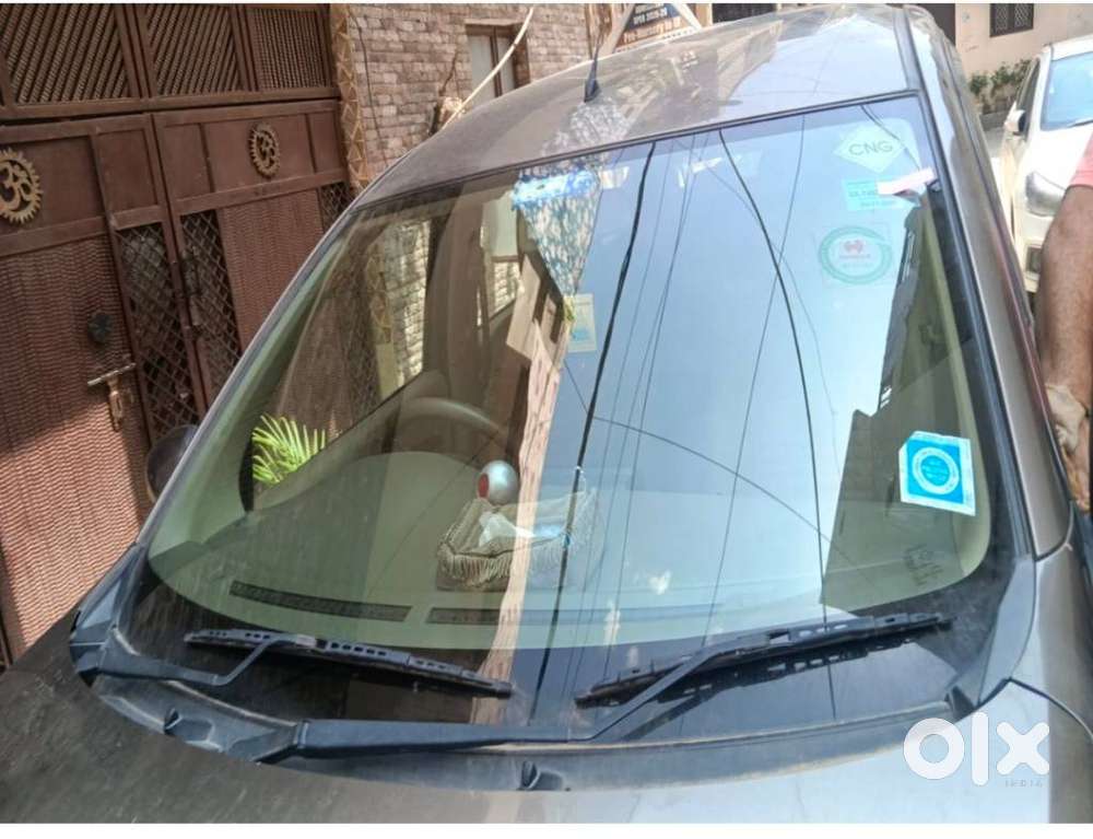 Maruti Suzuki Ertiga 2022-2023 Vxi Cng, 2022, Cng & Hybrids