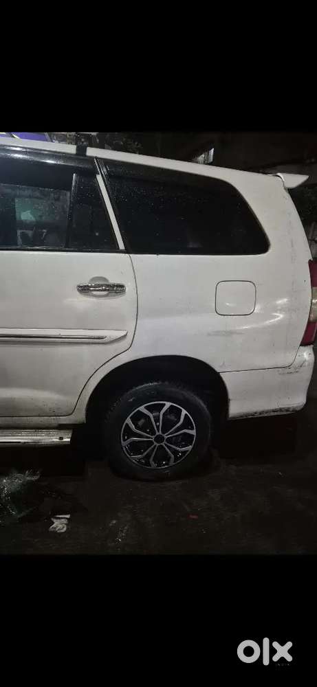 Toyota Innova 2.0 Petrol 2006