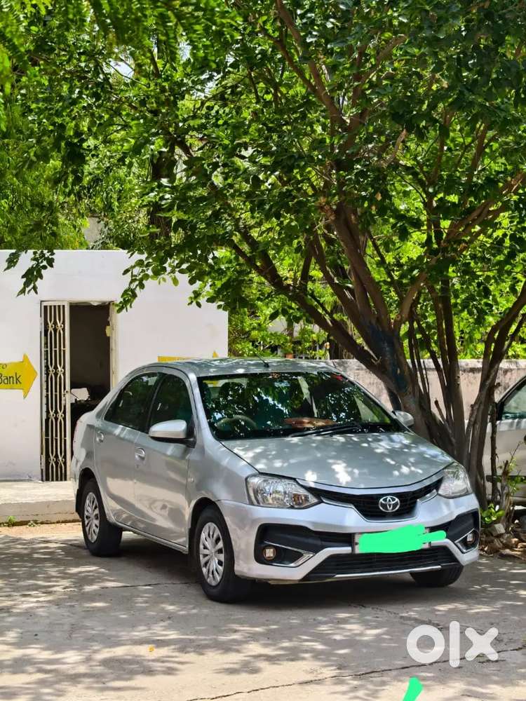 Toyota Platinum Etios 1.4 2017  December