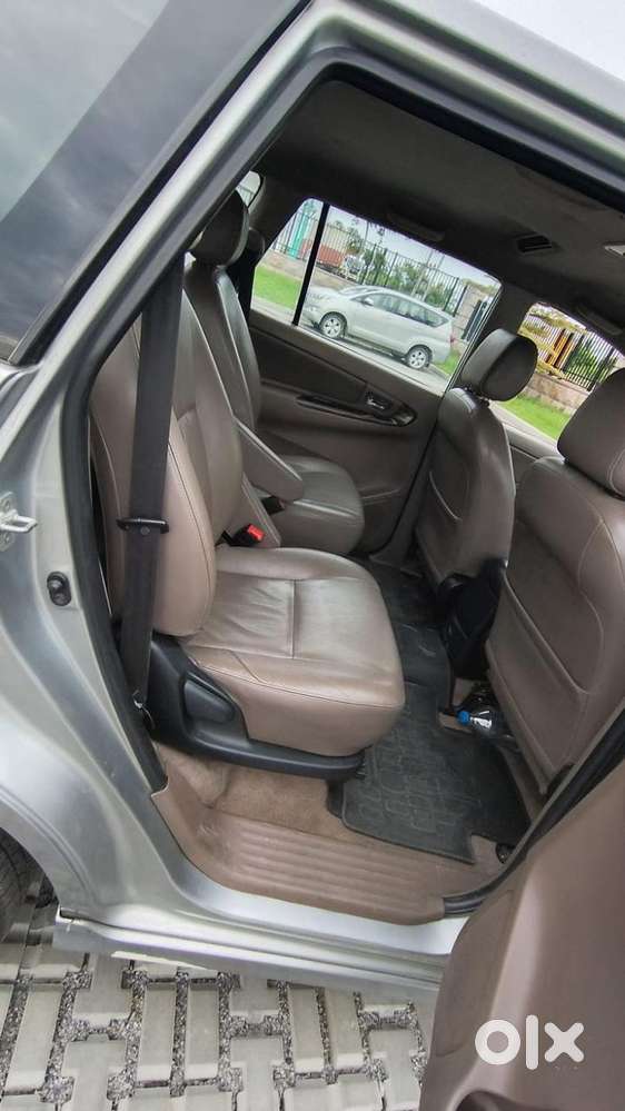 Toyota Innova 2.5 Ev Ms 7 Str, 2016, Diesel