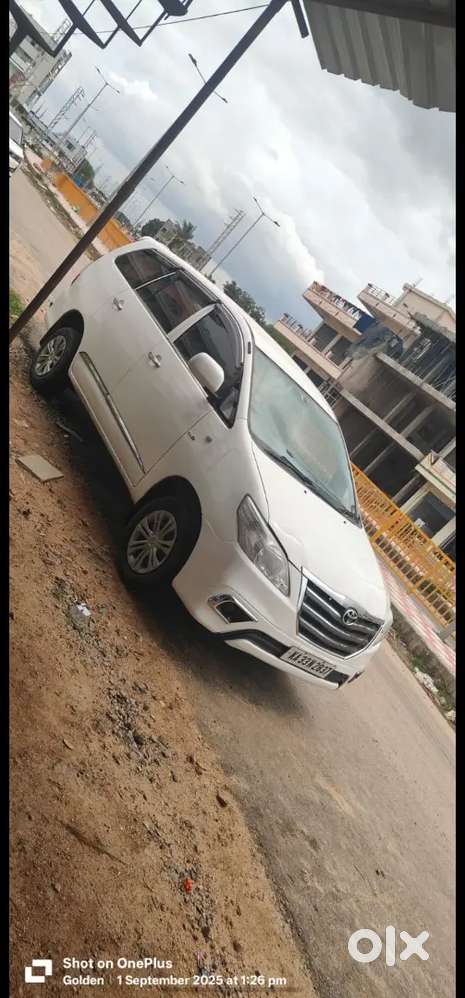 Toyota Innova 2013 Diesel Well Maintained Intercooler Vechile