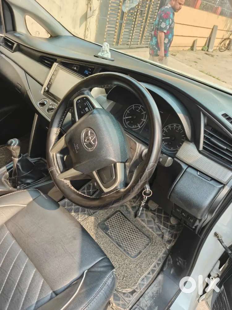 Toyota Innova Crysta 2023 Diesel 30000 Km Driven November 2023