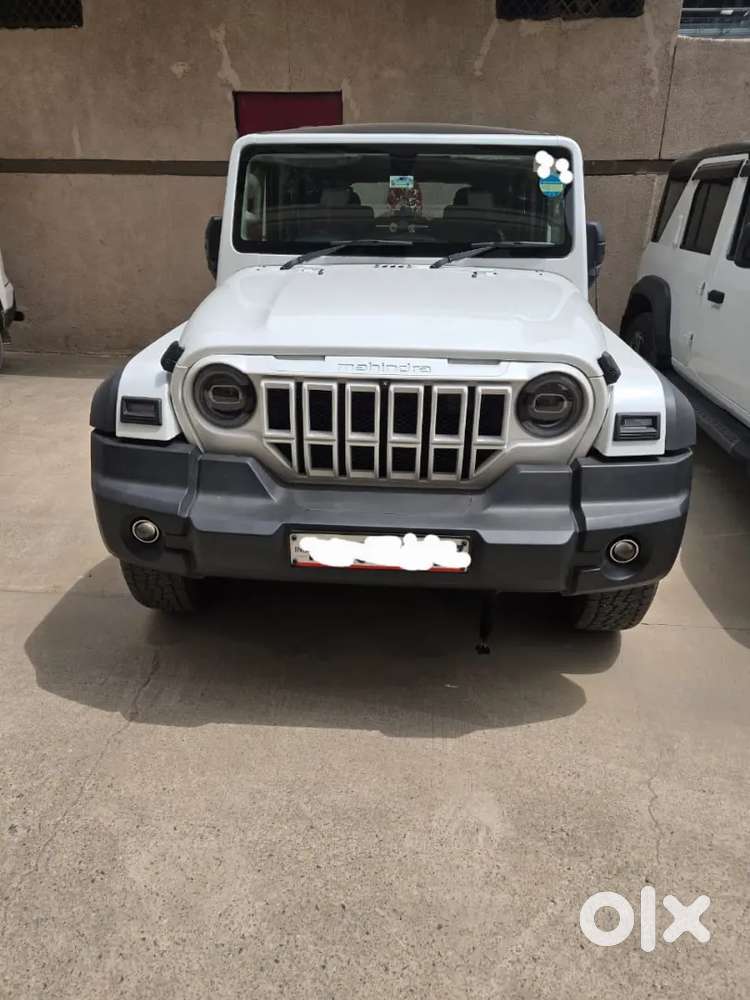 Mahindra Thar Roxx Diesel Manual 2025 December Variant