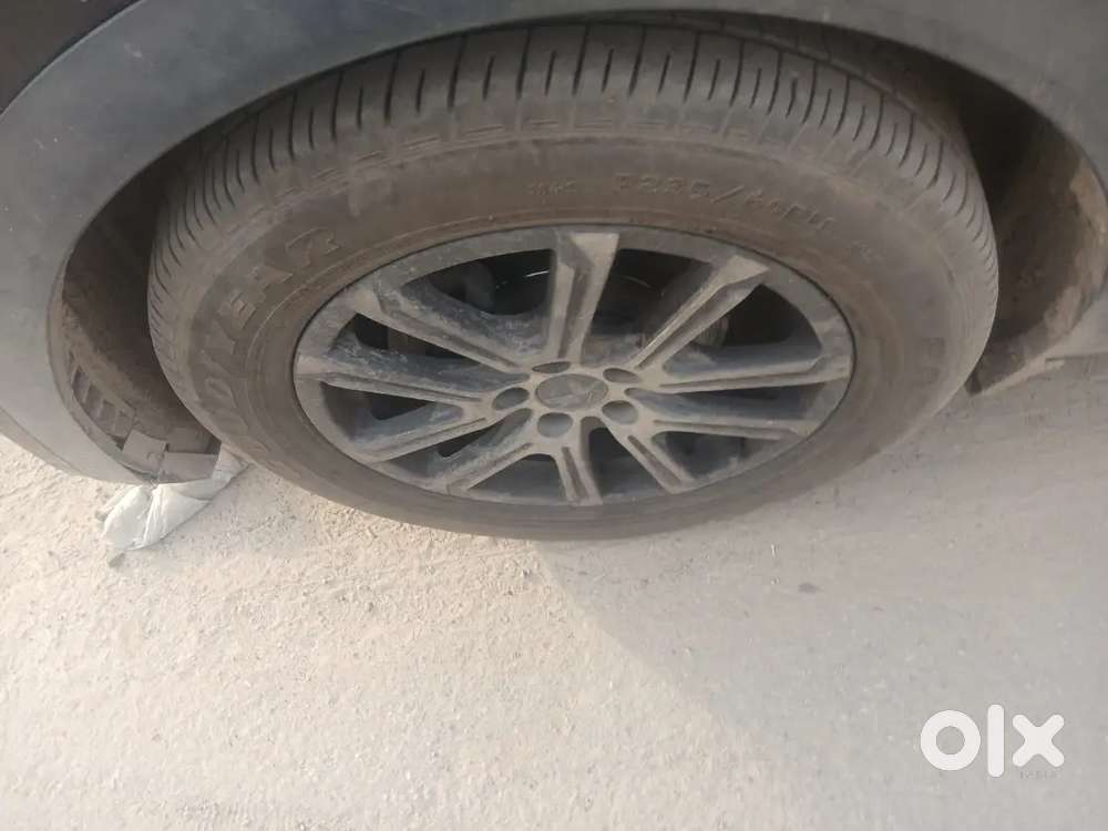 Mahindra Xuv700 2021 Automatic Petrol Only 48000 Kms Driven