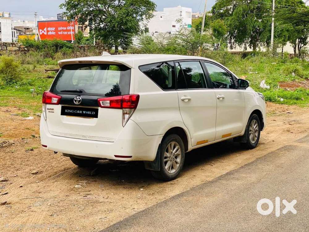 Toyota Innova Crysta [2020-ongoing] 2.4 Gx 7 Str, 2023, Diesel