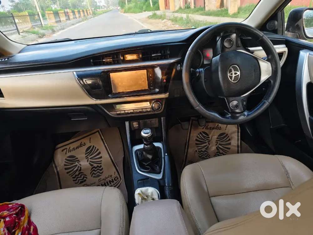 Toyota Corolla Altis 2016