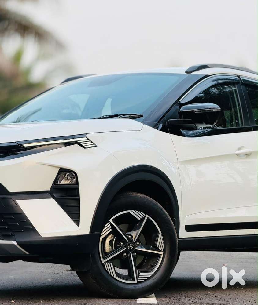Tata Nexon Petrol Automatic 2026