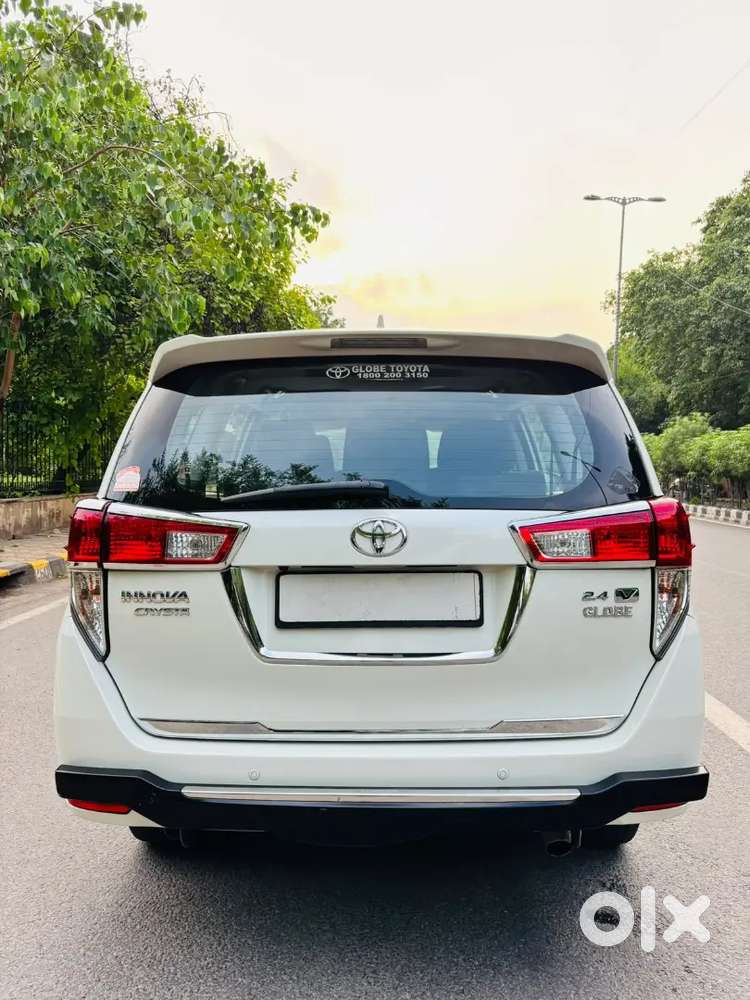 Toyota Innova Crysta 2.4 V 2017