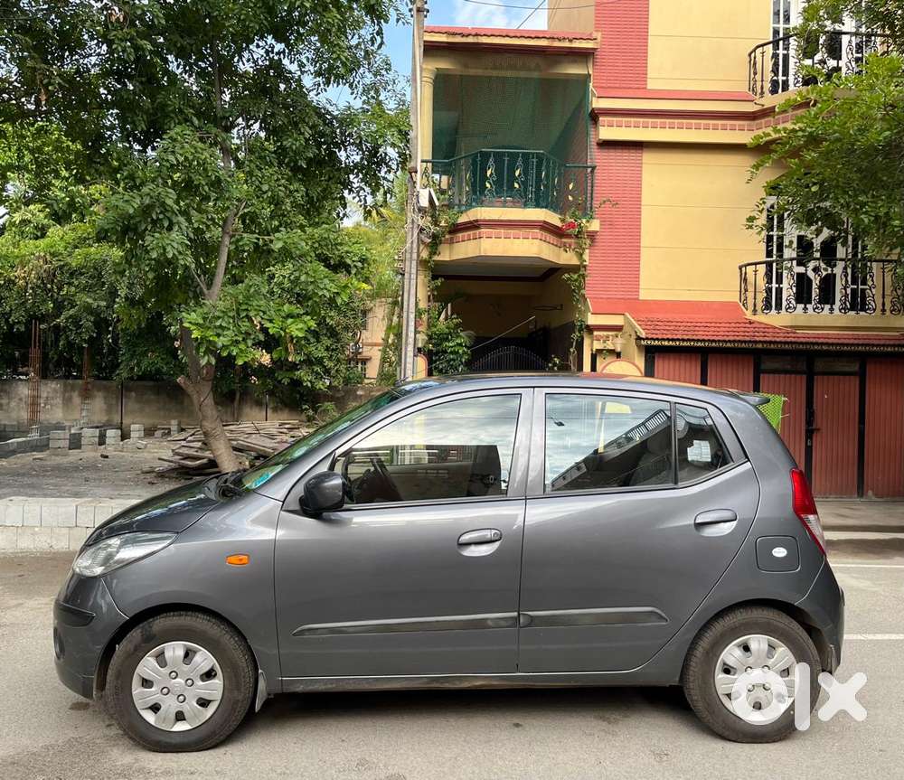 Hyundai I10 Sportz At, 2010, Petrol