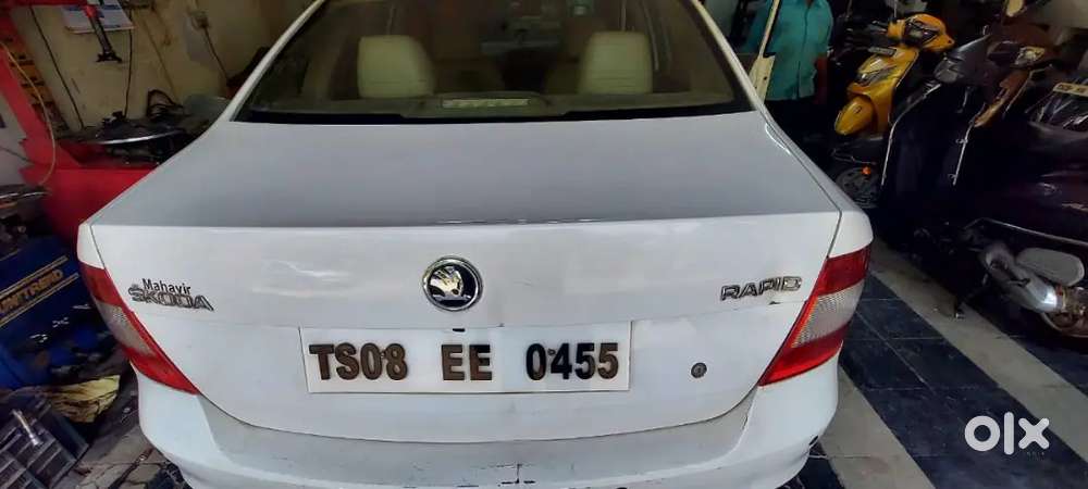 Skoda Rapid 1.5 Elegance 2014