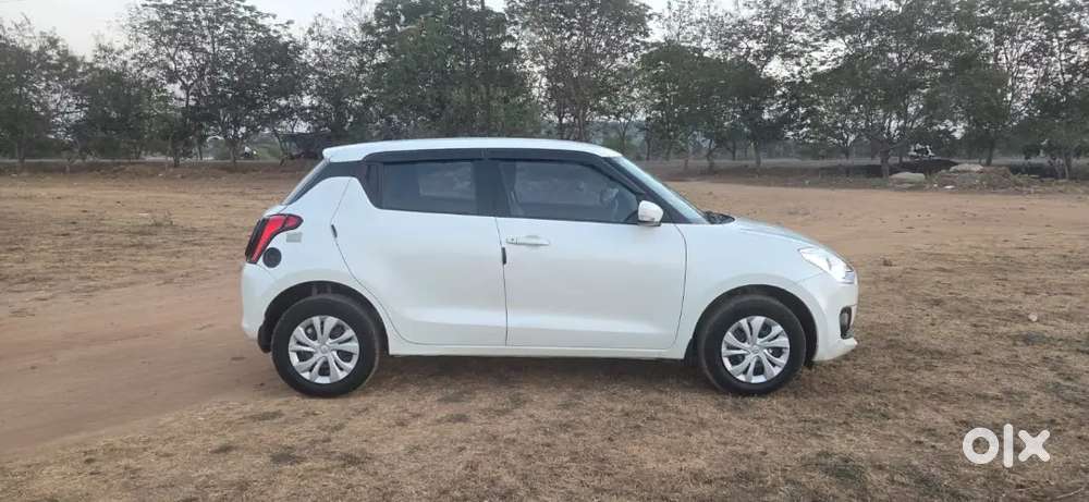 Model 23/12/2023 Swift Vxi Cng+petrol