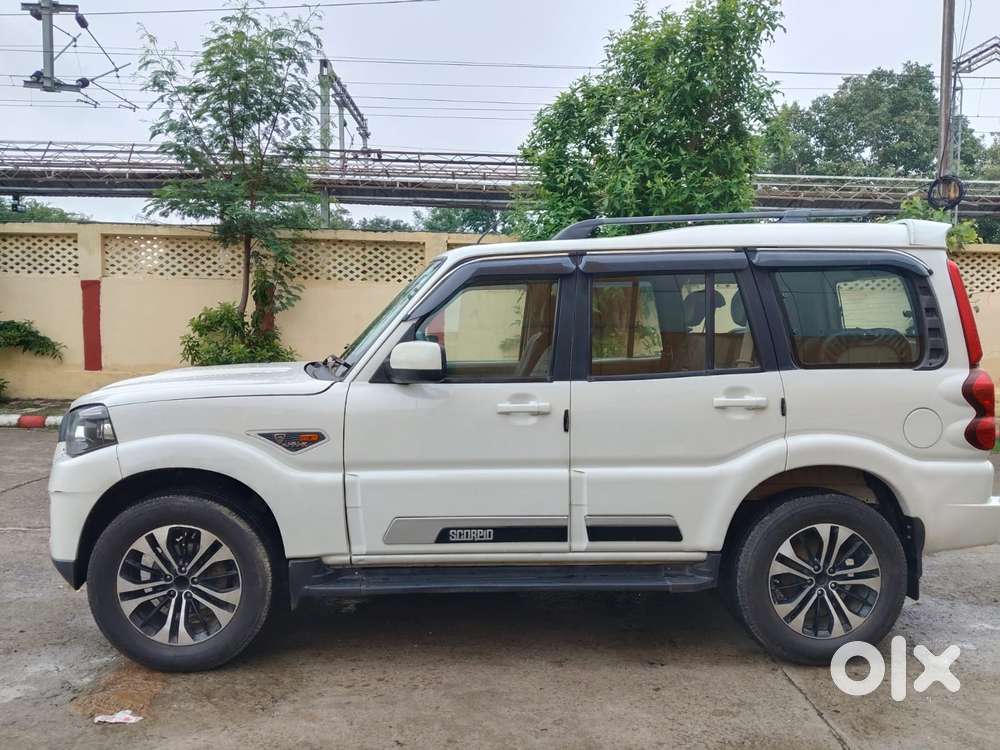 Mahindra Scorpio Classic 2.2 S 11 Mt 7 Str, 2020, Diesel