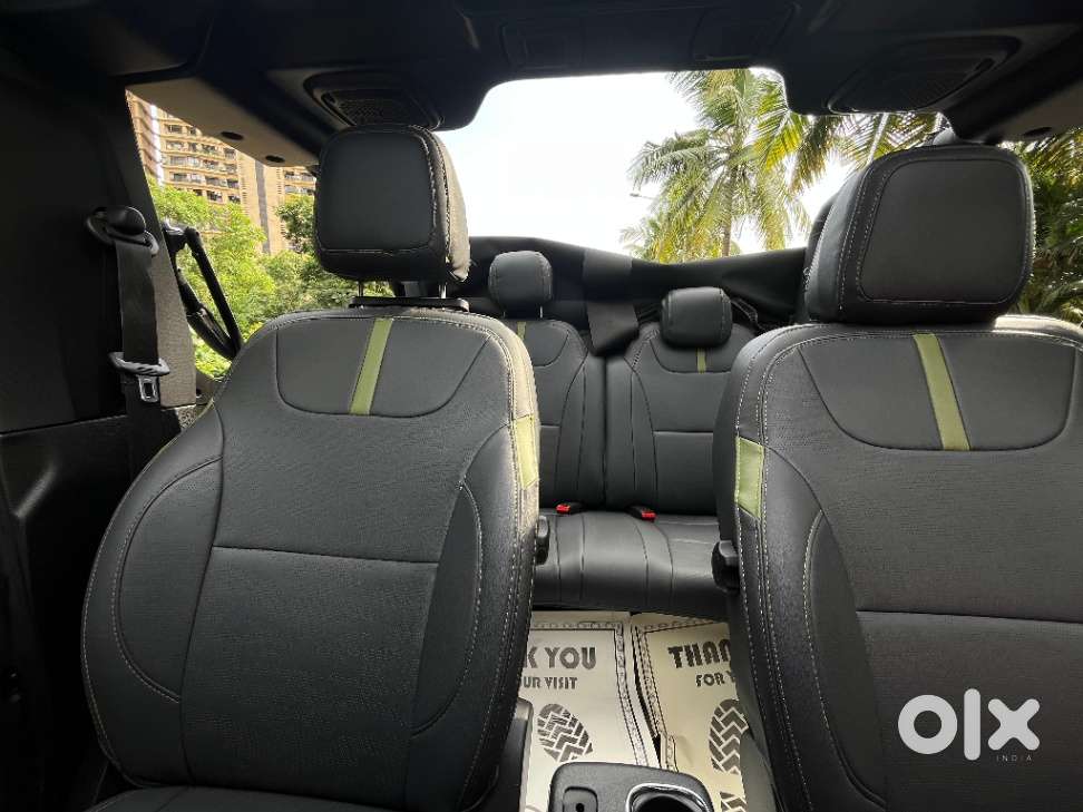 Mahindra Thar Lx 4-str Convertible At, 2021, Petrol