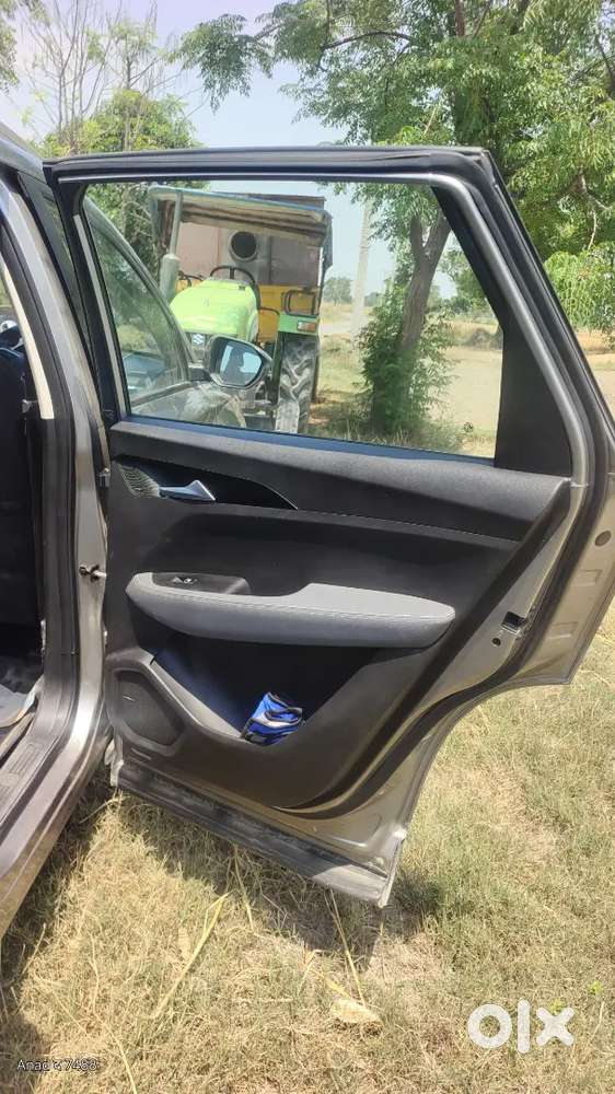 Mg Hector Plus 2020 Petrol Well Maintained