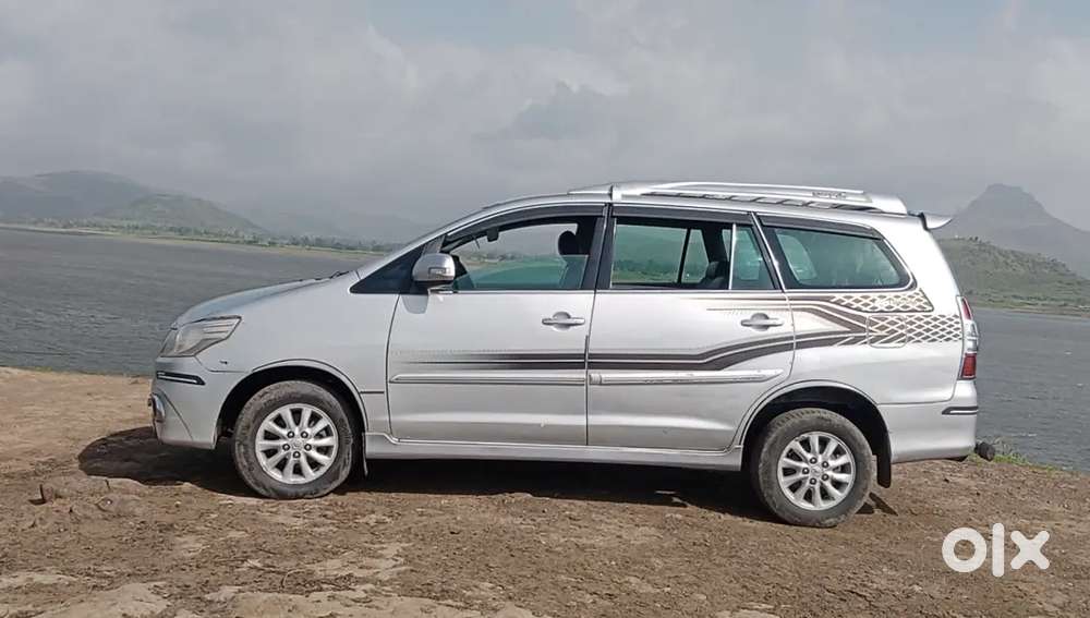 Toyota Innova 2012 Diesel 160000 Km Driven