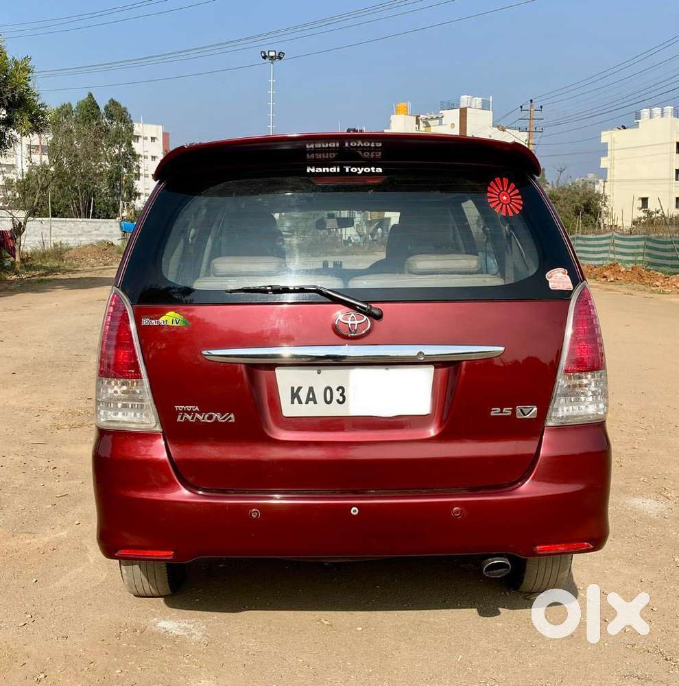 Toyota Innova Diesel 2011