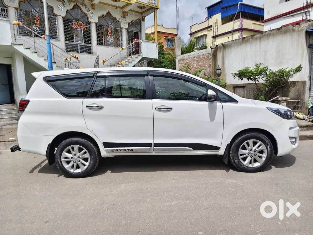 Toyota Innova Crysta [2020-ongoing] 2.7 Gx Mt 7 Str, 2023, Diesel