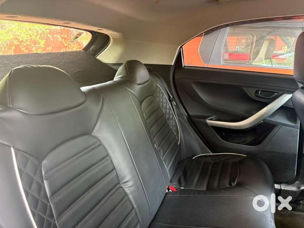 Tata Nexon Xm Petrol - 20000km - 1st Owner - Loaded With Accessories