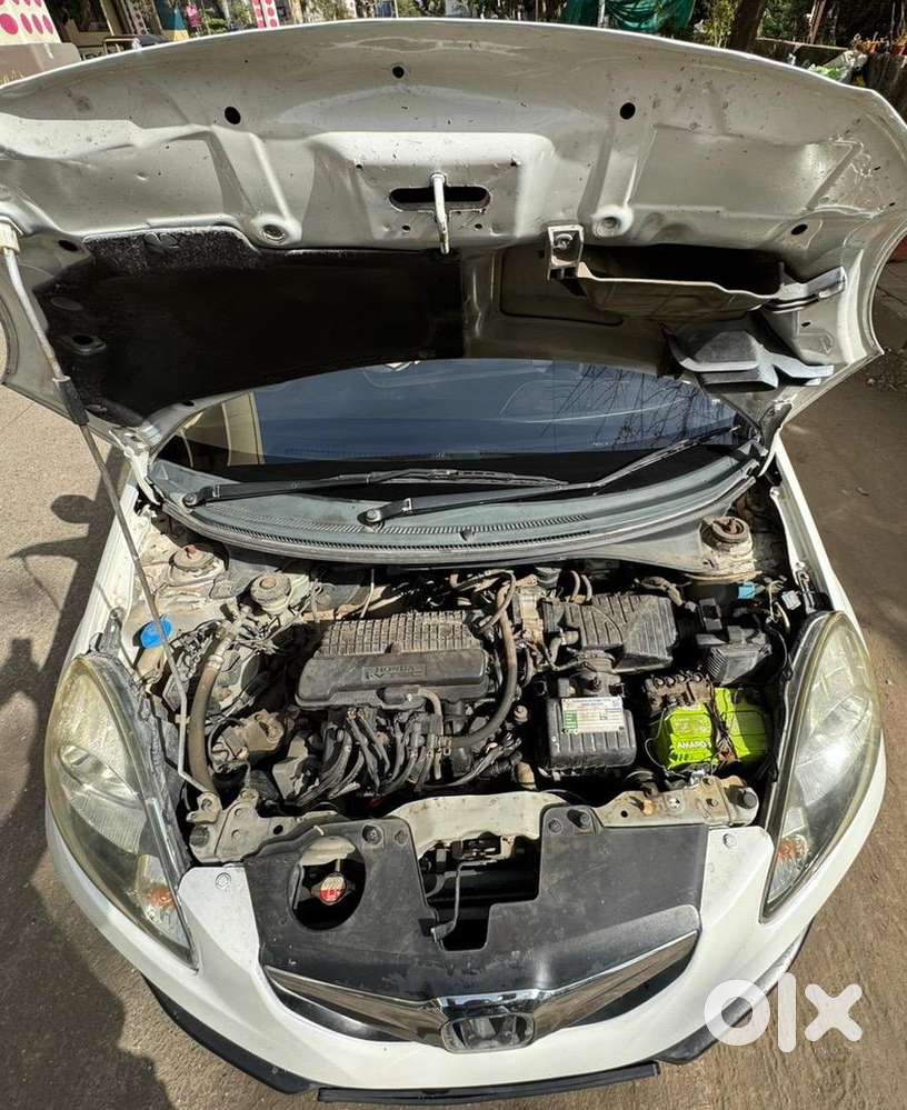 Honda Brio Cng & Hybrids Well Maintained