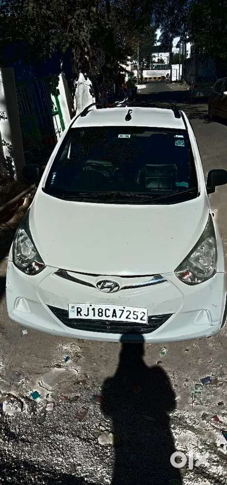 Hyundai Eon 2012 Petrol 200000 Km Driven