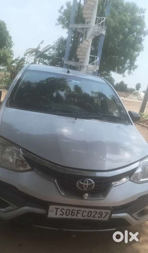Toyota Etios Liva 2015