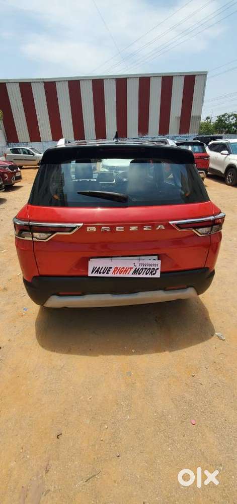 Maruti Suzuki Brezza 1.5 Zxi Smart Hybrid, 2023, Petrol