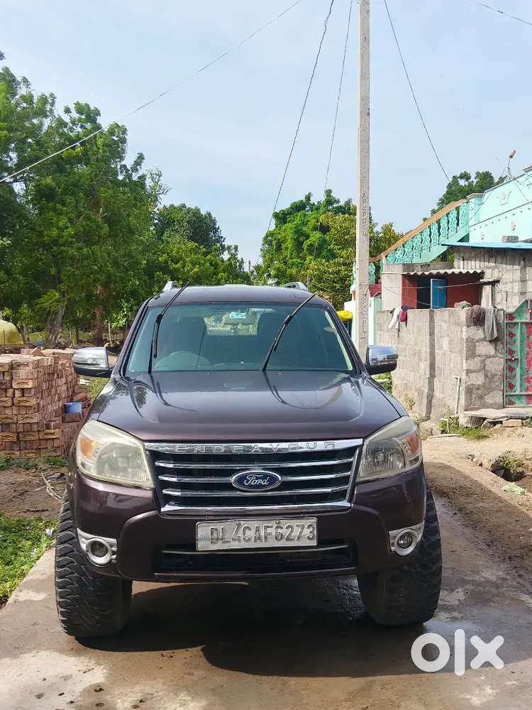 Ford Endeavour Diesel 2010 With Manual Transmission