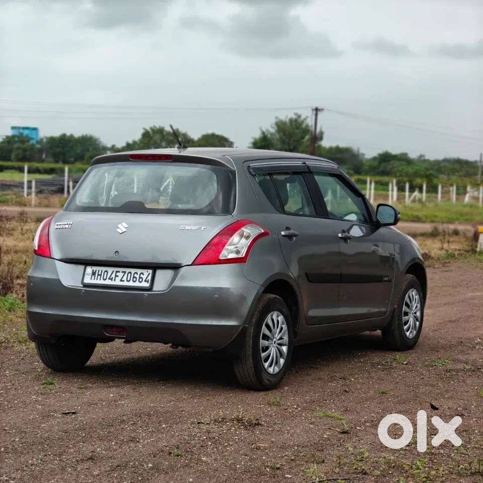 Maruti Suzuki Swift Vxi, 2012, Petrol