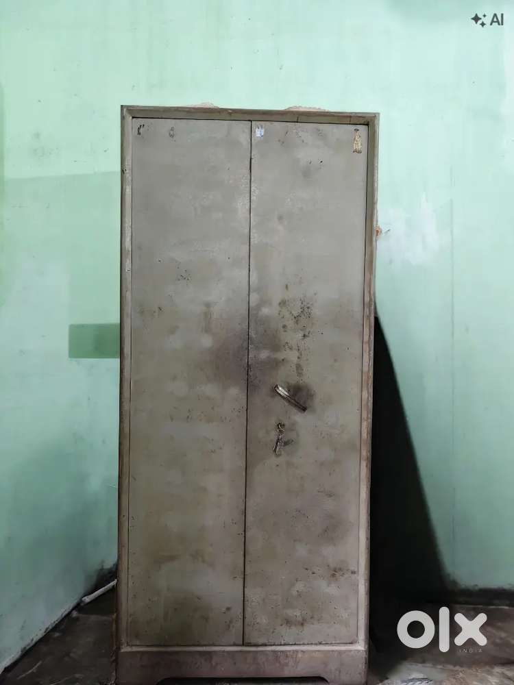 Godrej metal almirah