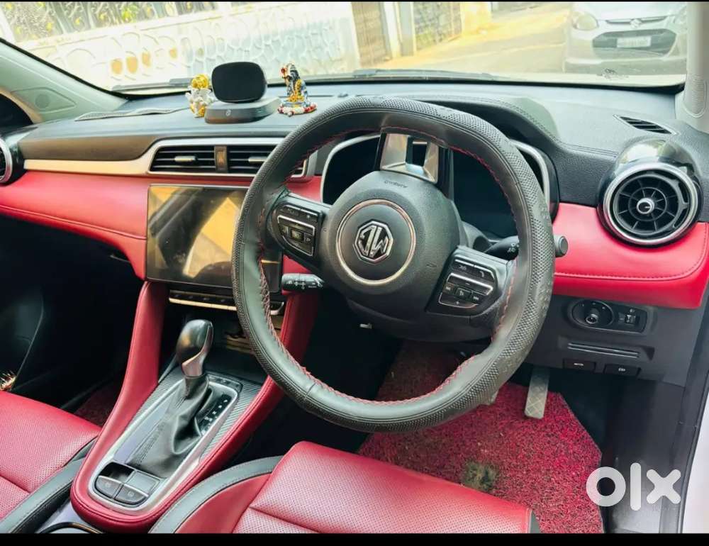 Mg Astor Savy Cvt Automatic Sangaria Red
