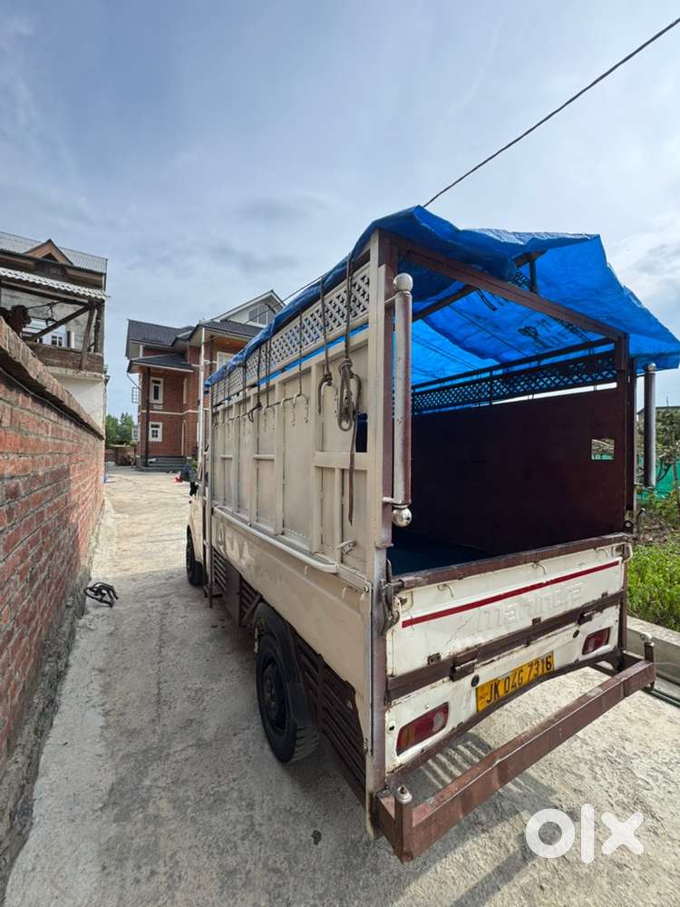Mahindra Global Pik Up 2022 Petrol 42000 Km Driven