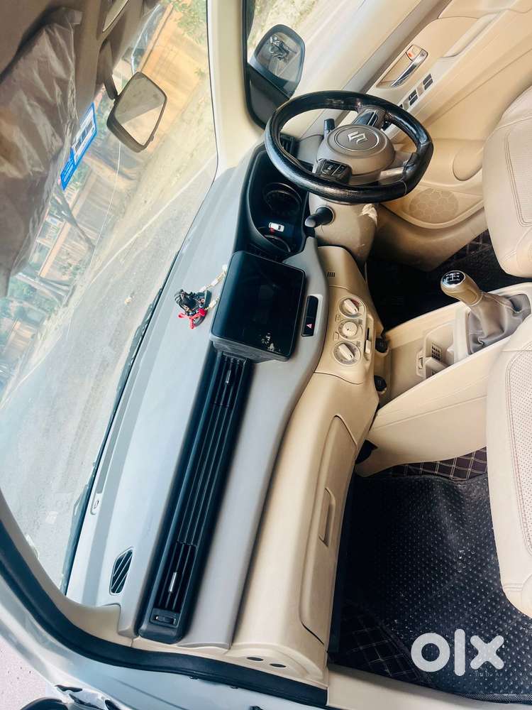Maruti Suzuki Ertiga 2022-2023 Vxi Cng, 2022, Cng & Hybrids