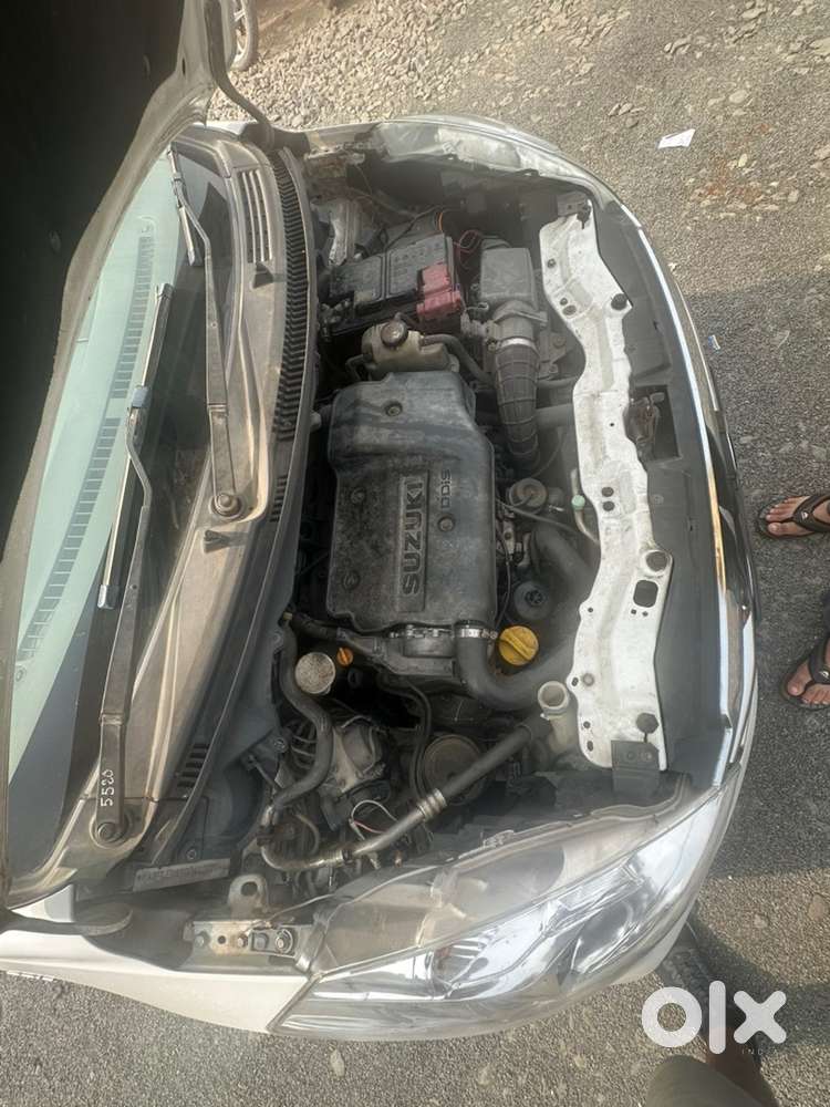 Maruti Suzuki Ertiga 2016 Hybrid Diesel Well Maintained