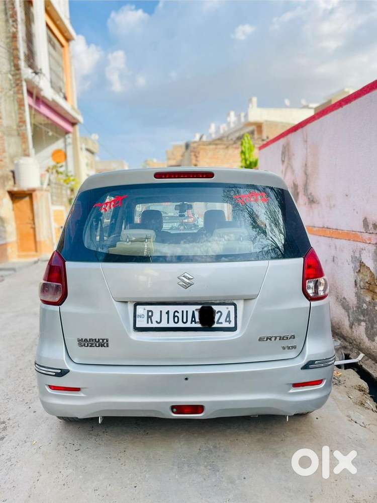 Maruti Suzuki Ertiga 2015 Diesel 90701 Km Driven