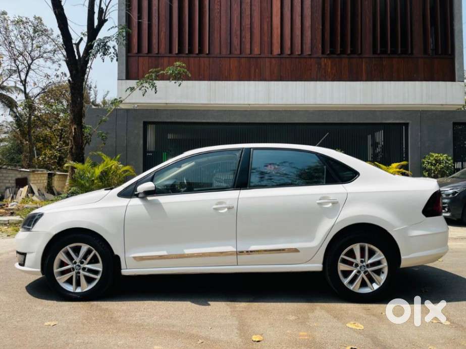 Skoda Rapid [2016-2020] 1.5 Style Plus Tdi At, 2017, Diesel