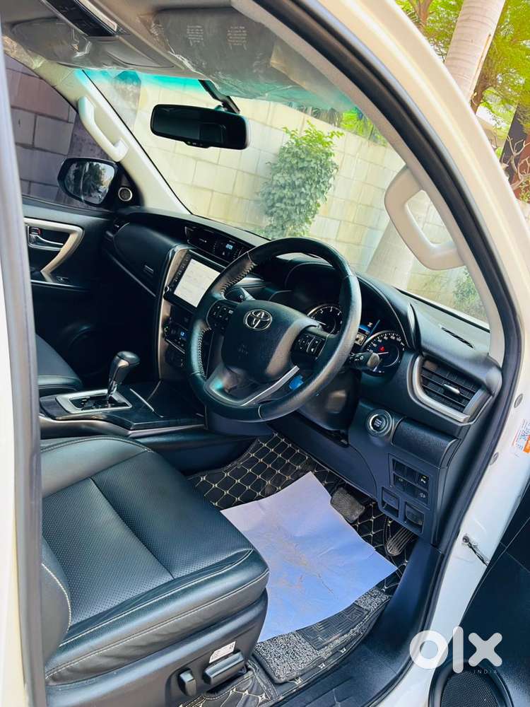 Toyota Fortuner 3.0 4x2 Automatic, 2022, Diesel